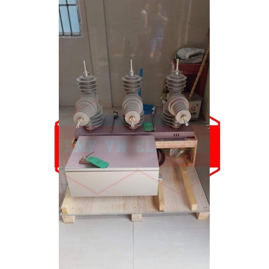 Recloser 27kV 630A 12.5kA/3s - Hiệu Schneider